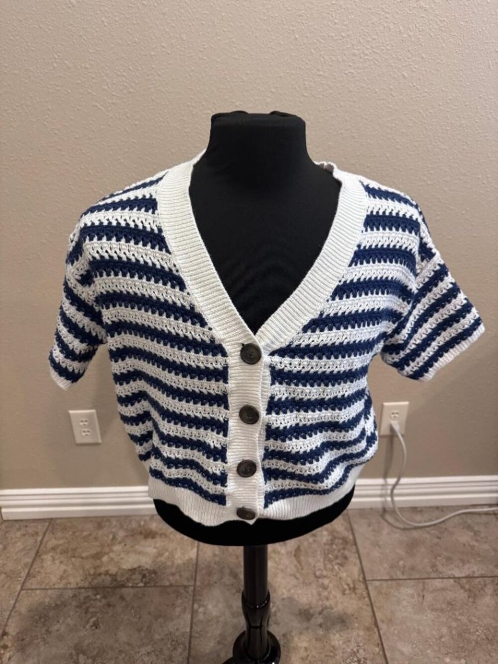 Universal Thread Short Sleeve stripe cardigan